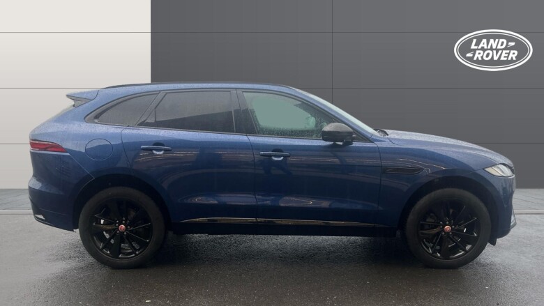 Jaguar F-Pace 2.0 D200 R-Dynamic Black 5dr Auto AWD Diesel Estate